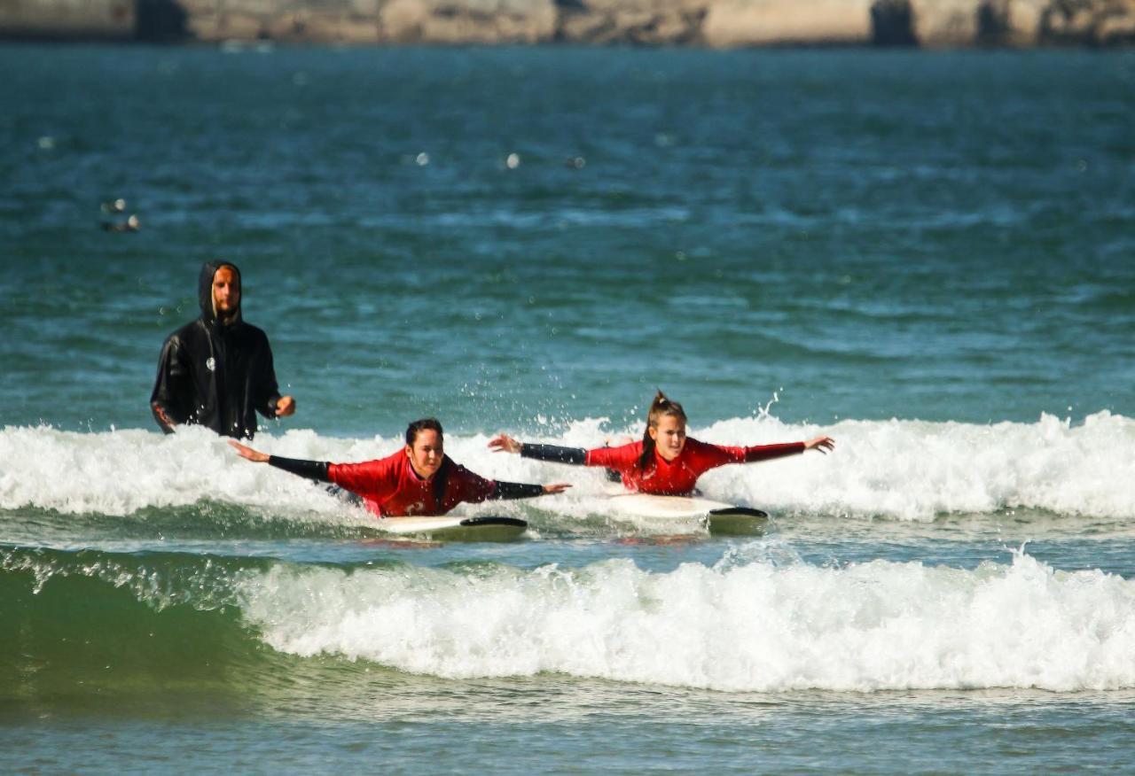 Surfivor Surf Camp Hotel Esmoriz Exterior foto