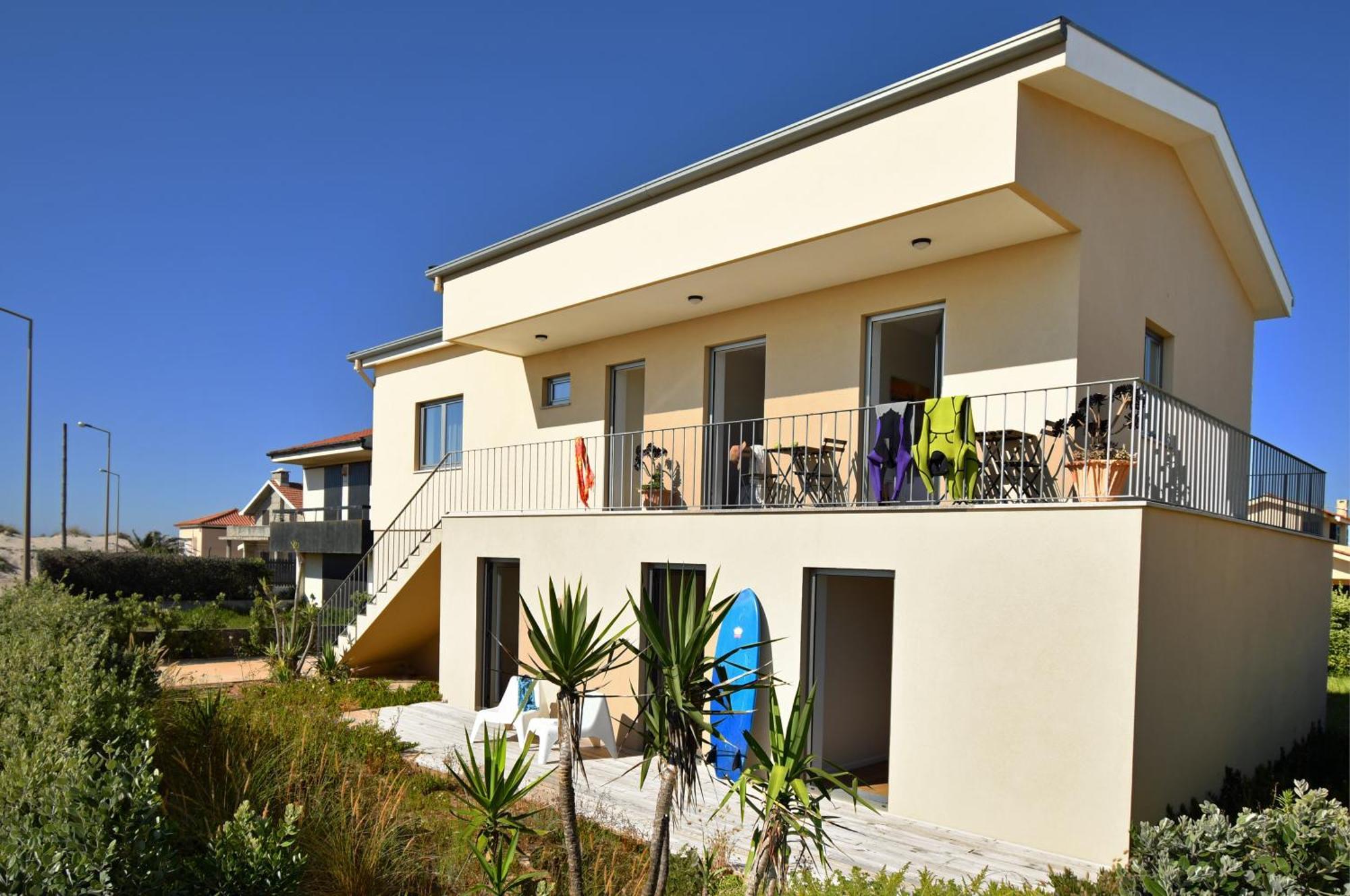 Surfivor Surf Camp Hotel Esmoriz Exterior foto